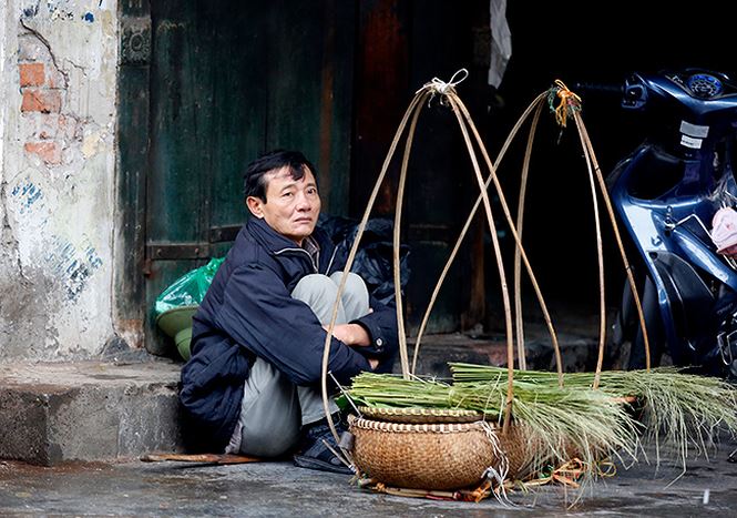 Hà Nội rét nhất từ đầu đông, cuộc sống người dân đảo lộn